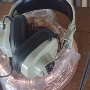Vintage Cream and Black Headphones NWOT